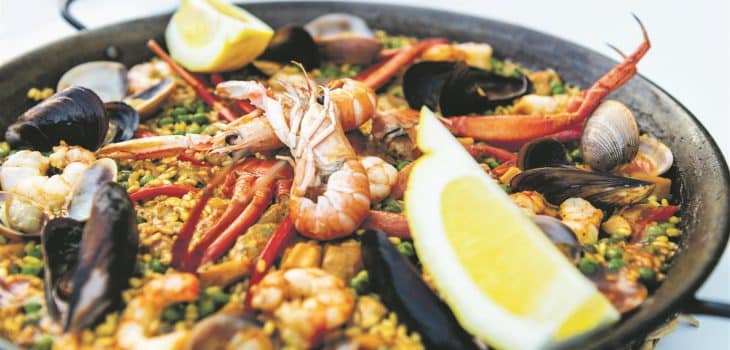 Paella als kulinarisches Highlight auf der MA 10 Mallorca