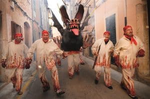 Teufel, Dimonis und Gegantes; Traditionen auf Mallorca