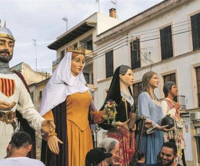 Teufel, Dimonis und Gegantes; Traditionen auf Mallorca