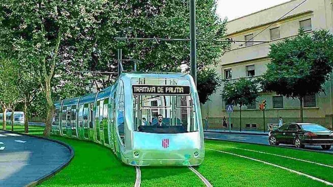 Mallorcas neue Straßenbahn im Modell.