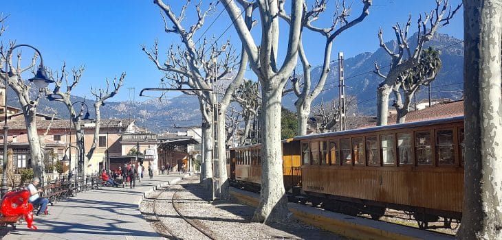 Historischer Zug auf Mallorca.