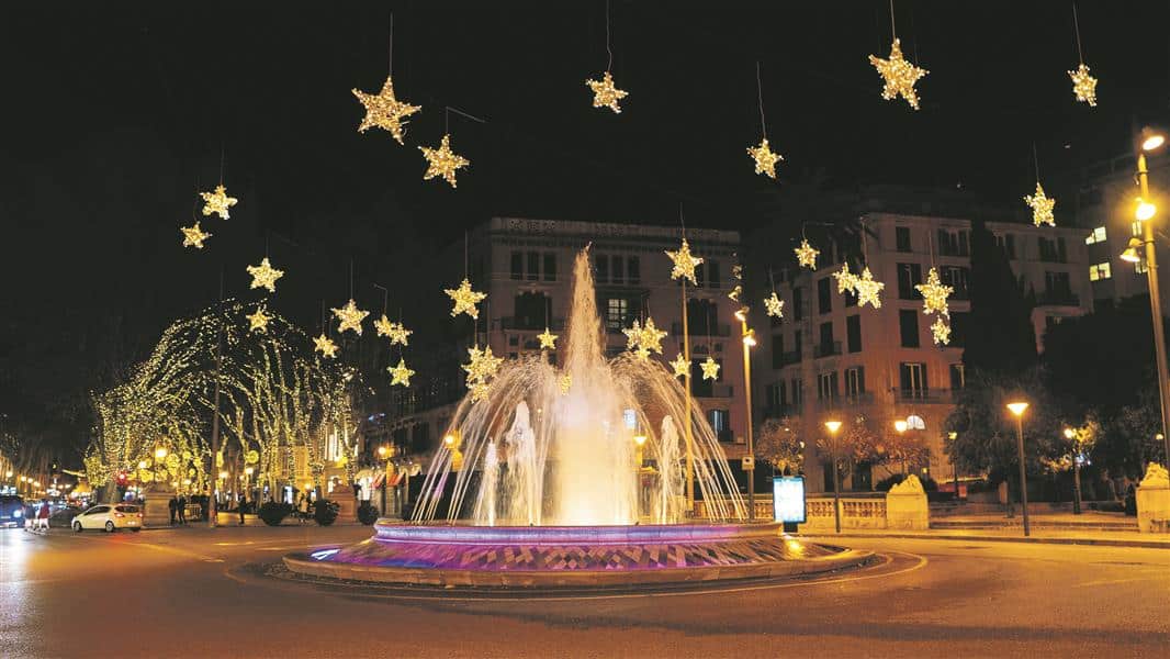 Palma de Mallorca traditionelle Weihnachtsbeleuchtung
